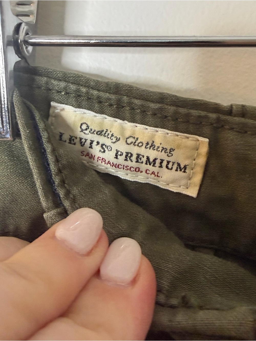 Levi’s Ribcage Straight Green Pants size 26 - Picture 4 of 8